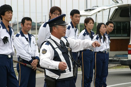 自動車学校の教官